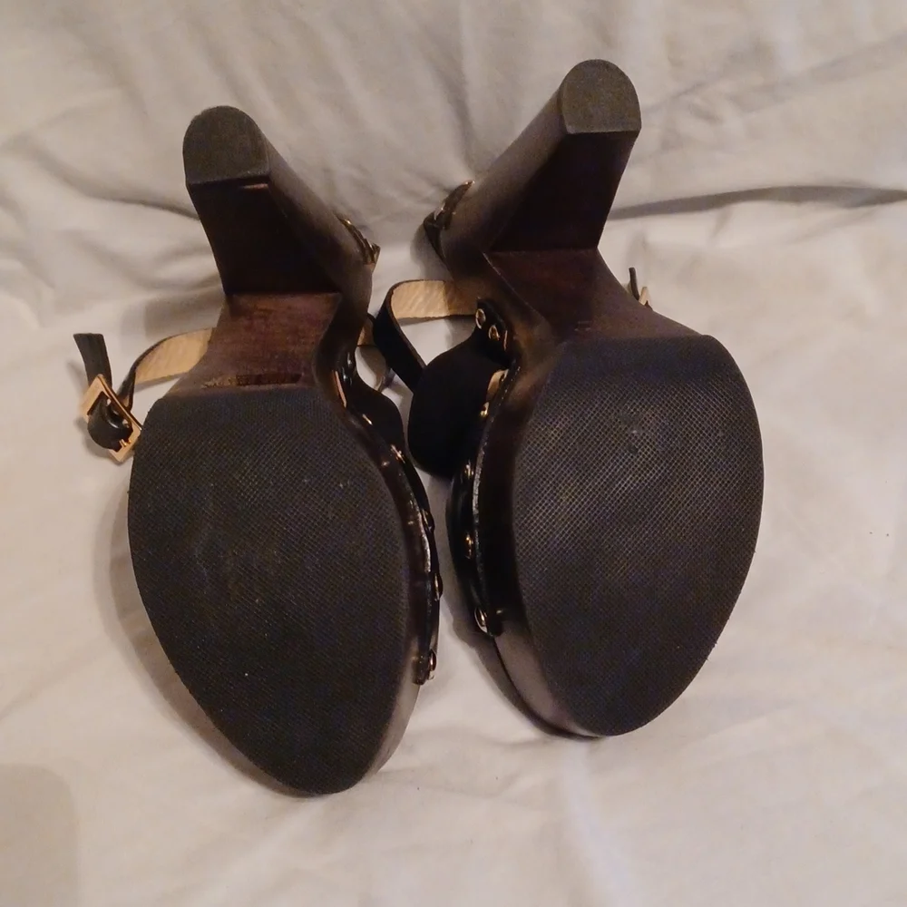 Jimmy Choo - Picture 4 of 4